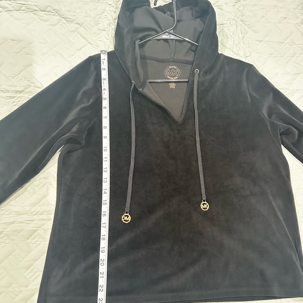 Michael Kors Women’s Black Velour Hoodie Size Large - Picture 4 of 5